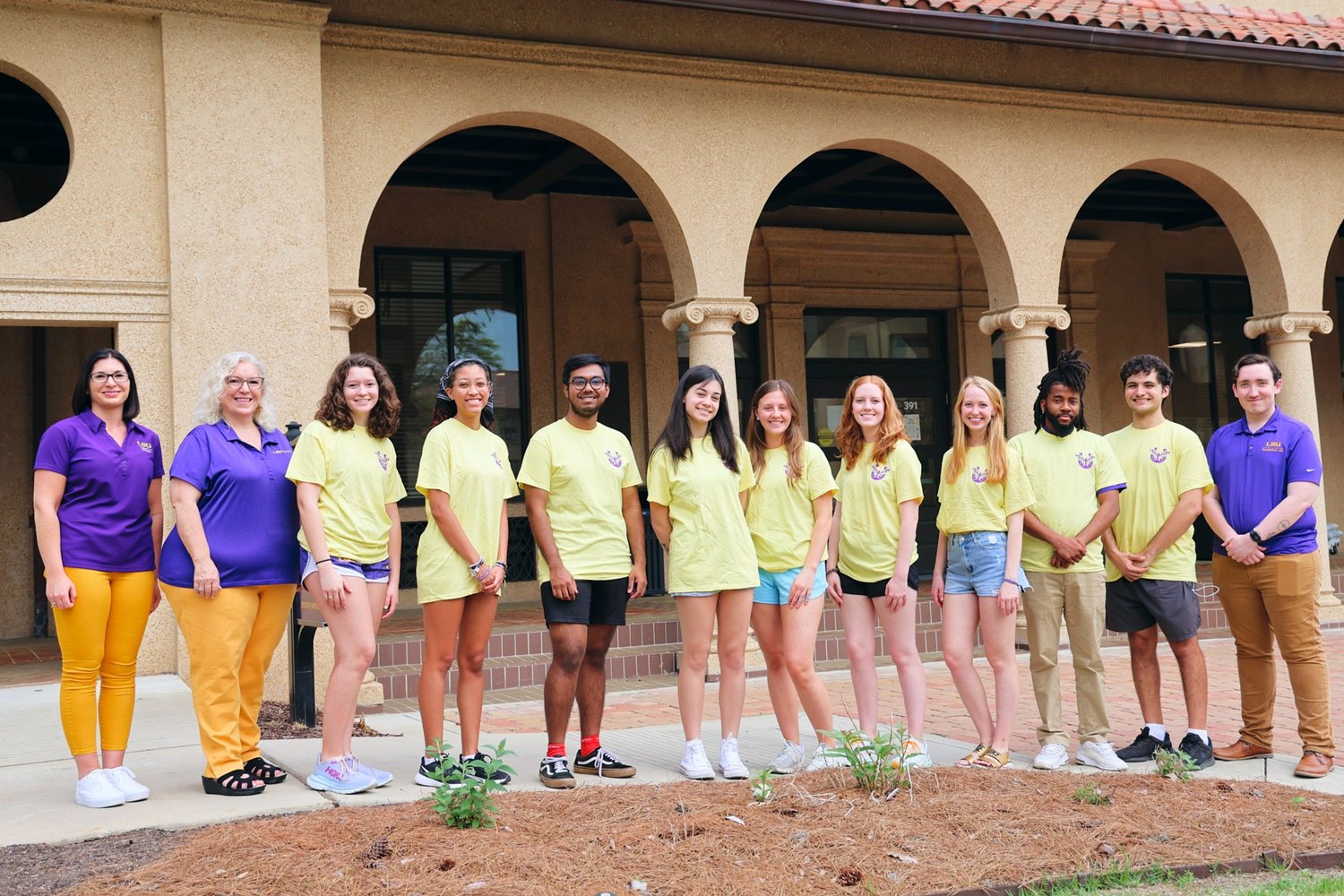 Horseshoe gardening club